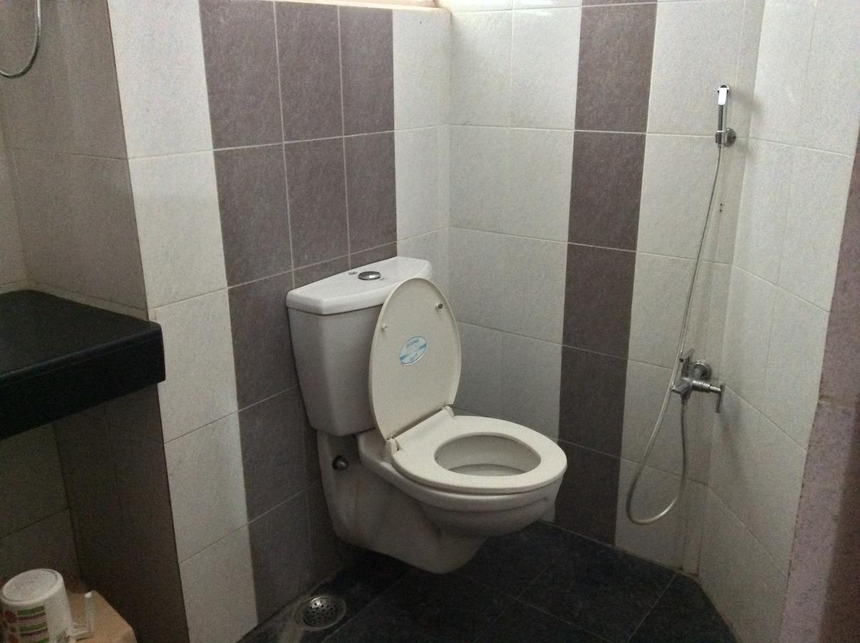 Sakthi Lodge Dharapuram Bilik gambar