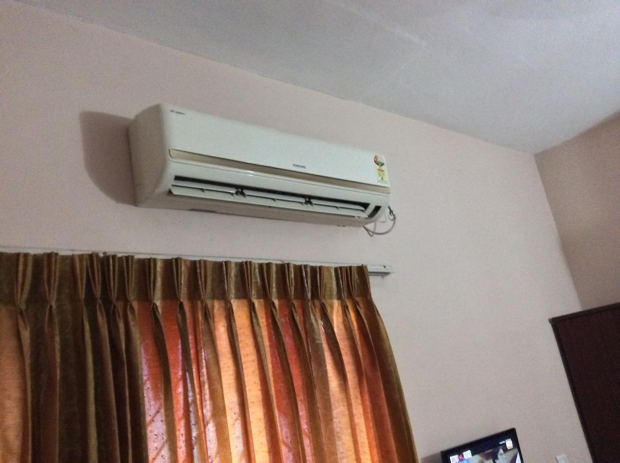 Sakthi Lodge Dharapuram Bilik gambar