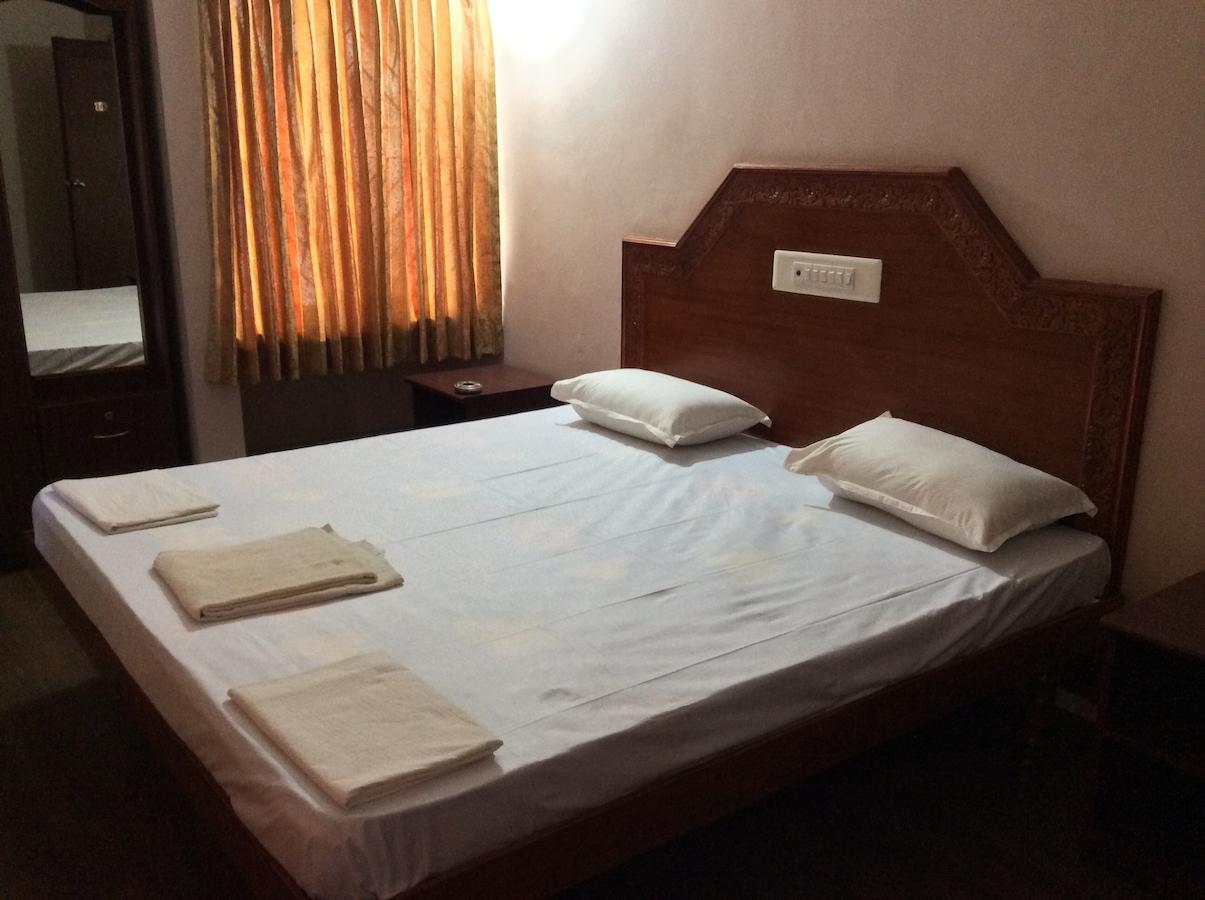 Sakthi Lodge Dharapuram Bilik gambar