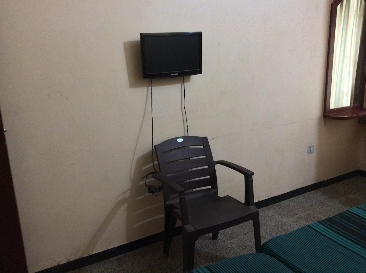 Sakthi Lodge Dharapuram Luaran gambar